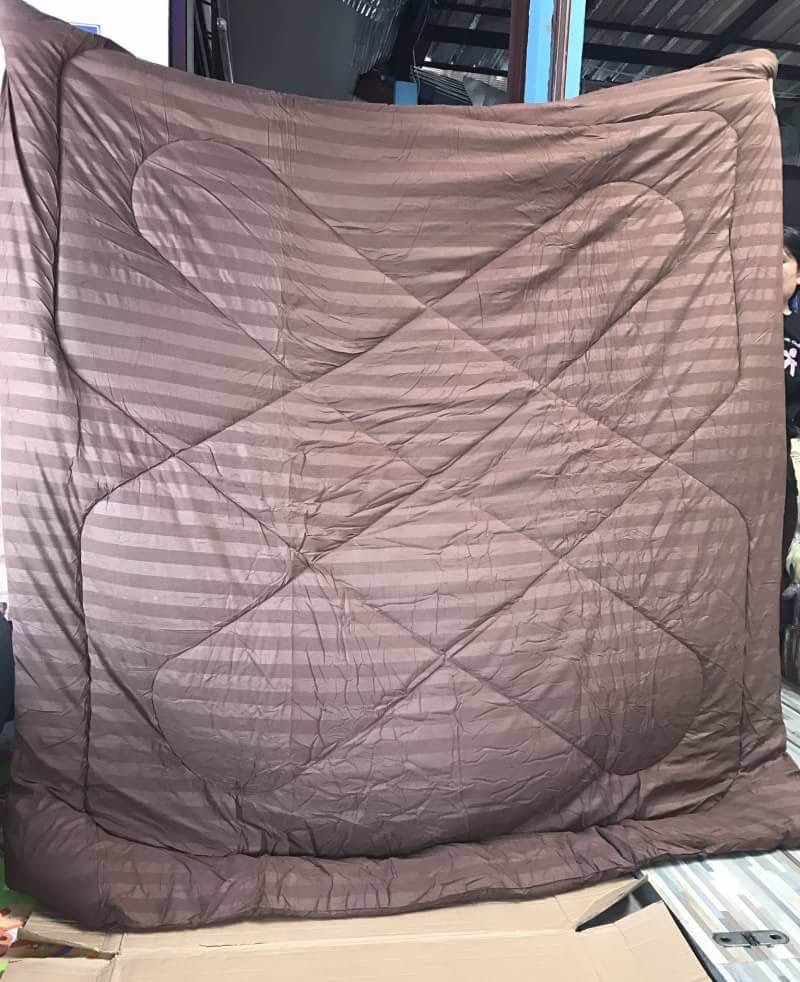 ชุดผ้าปูลายริ้ว เกรดพรีเมี่ยม 4ดาว 6ฟุต ผ้าห่ม 8ฟุต