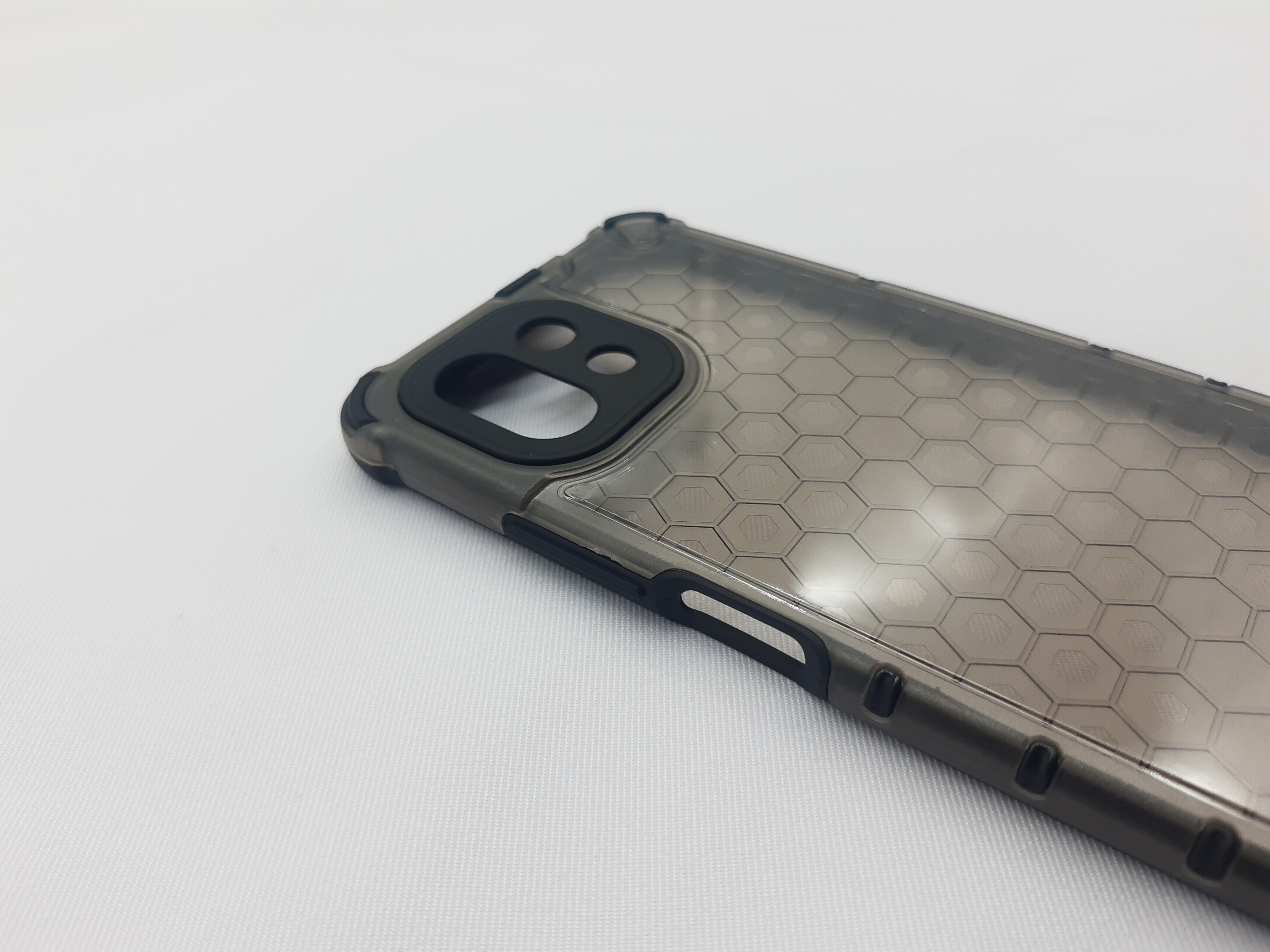 เคส Xiaomi Mi 11 Lite แบบรังผึ้งกันกระแทกได้