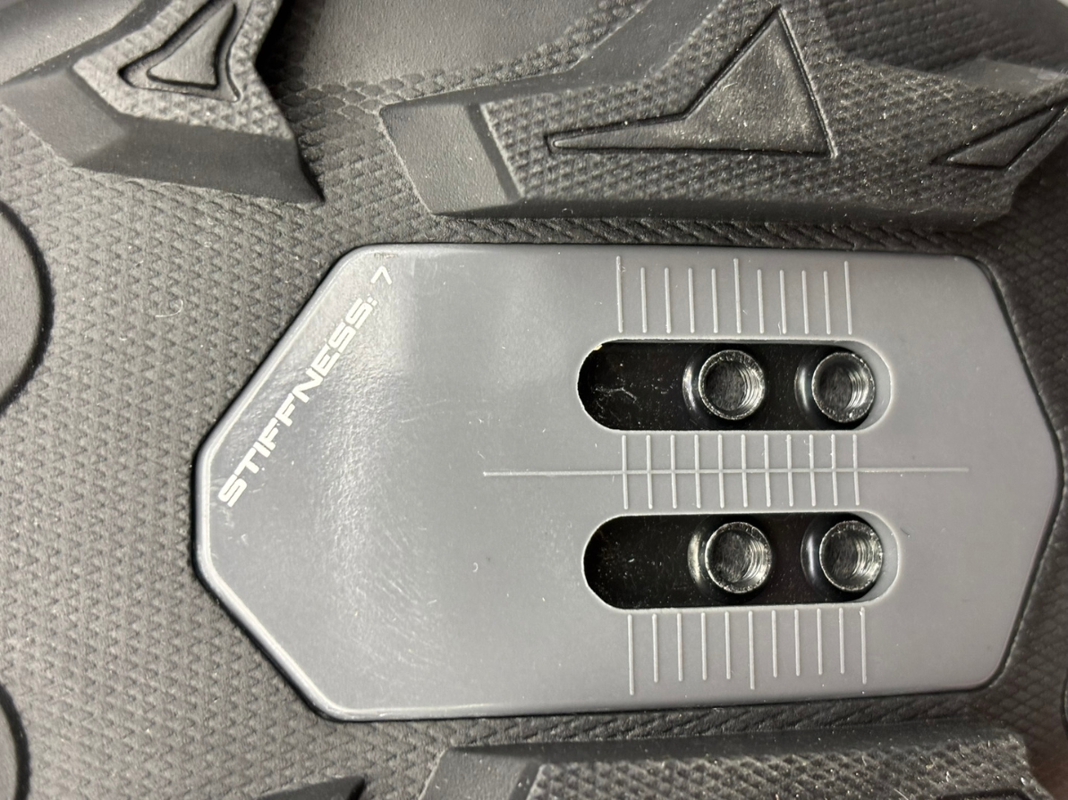 รองเท้า SHIMANO MTB XC502