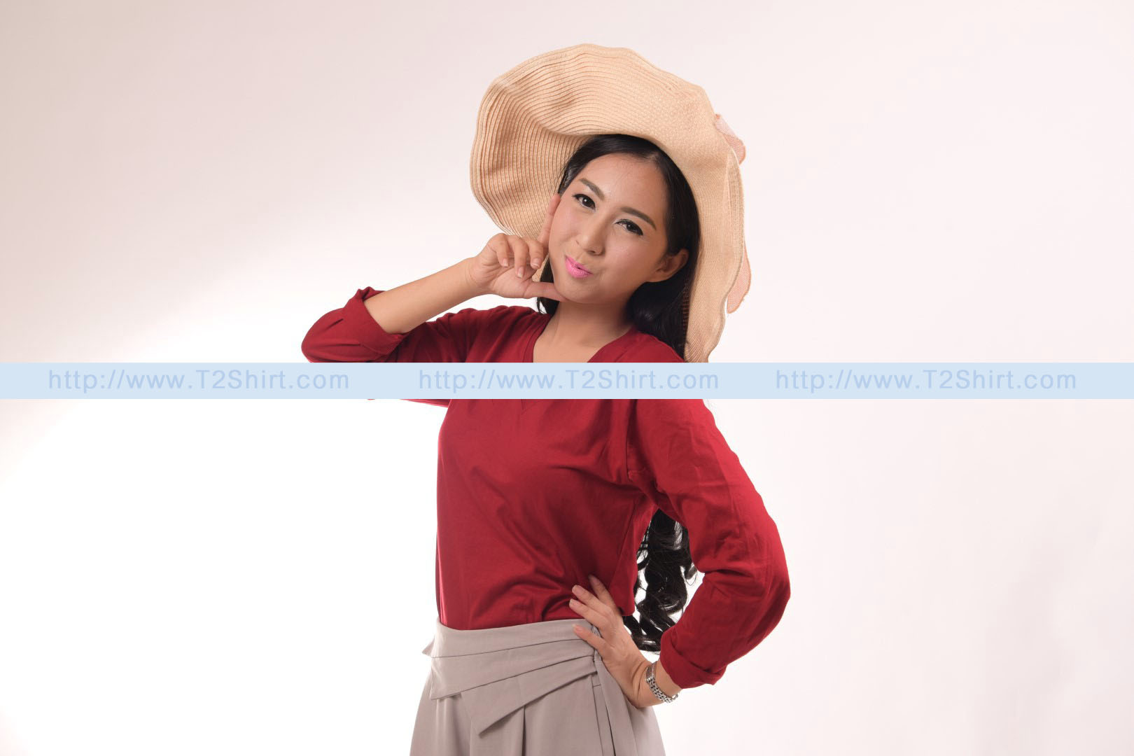 เสื้อยืด คอวี แขนยาว สีแดงเลือดหมู Size 2XL