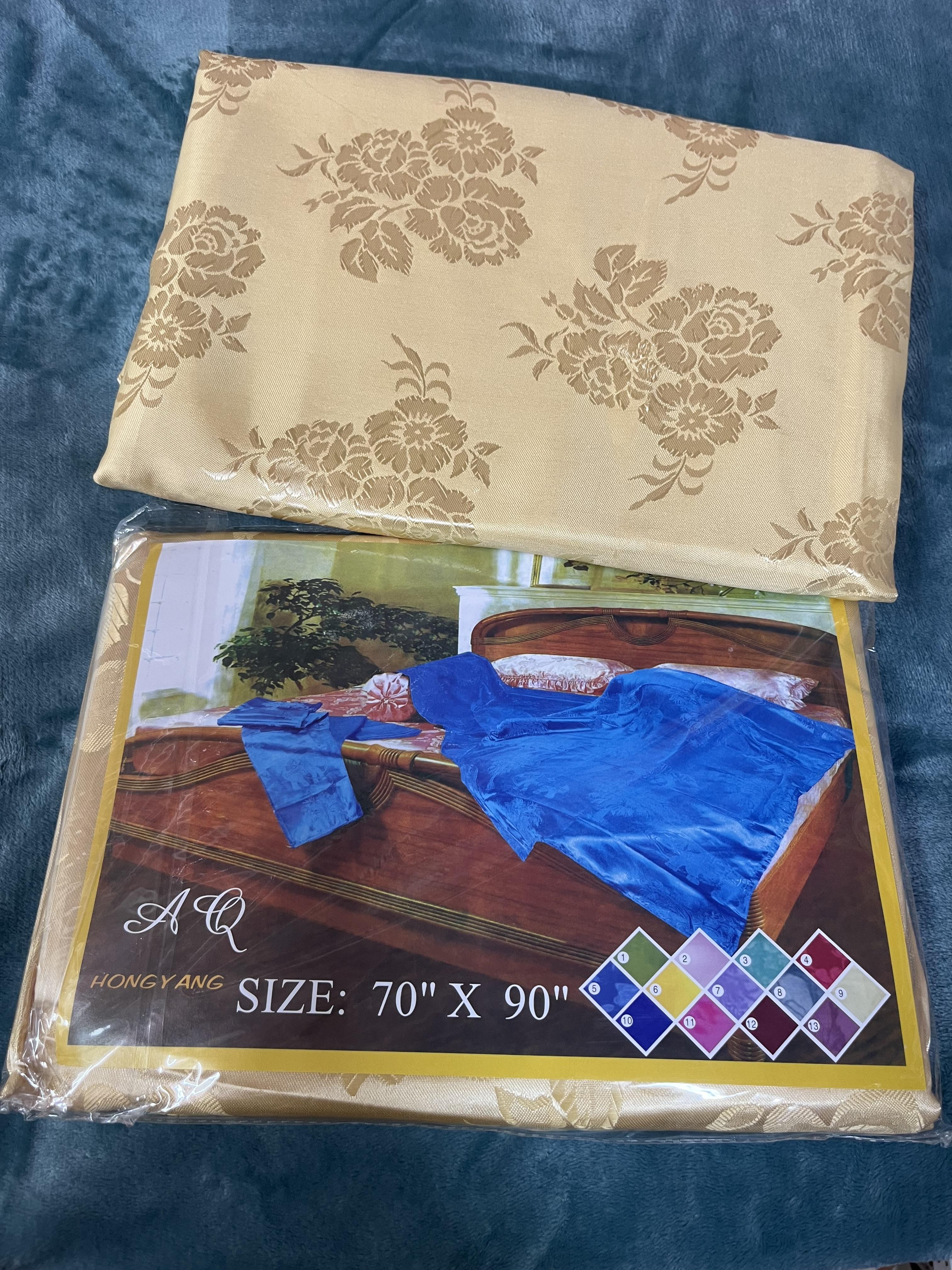 ผ้าห่มผ้าแพร 6 ฟุต ห่มแล้วเย็นสบาย ผ้าลื่น นิ่ม สีสวยสด