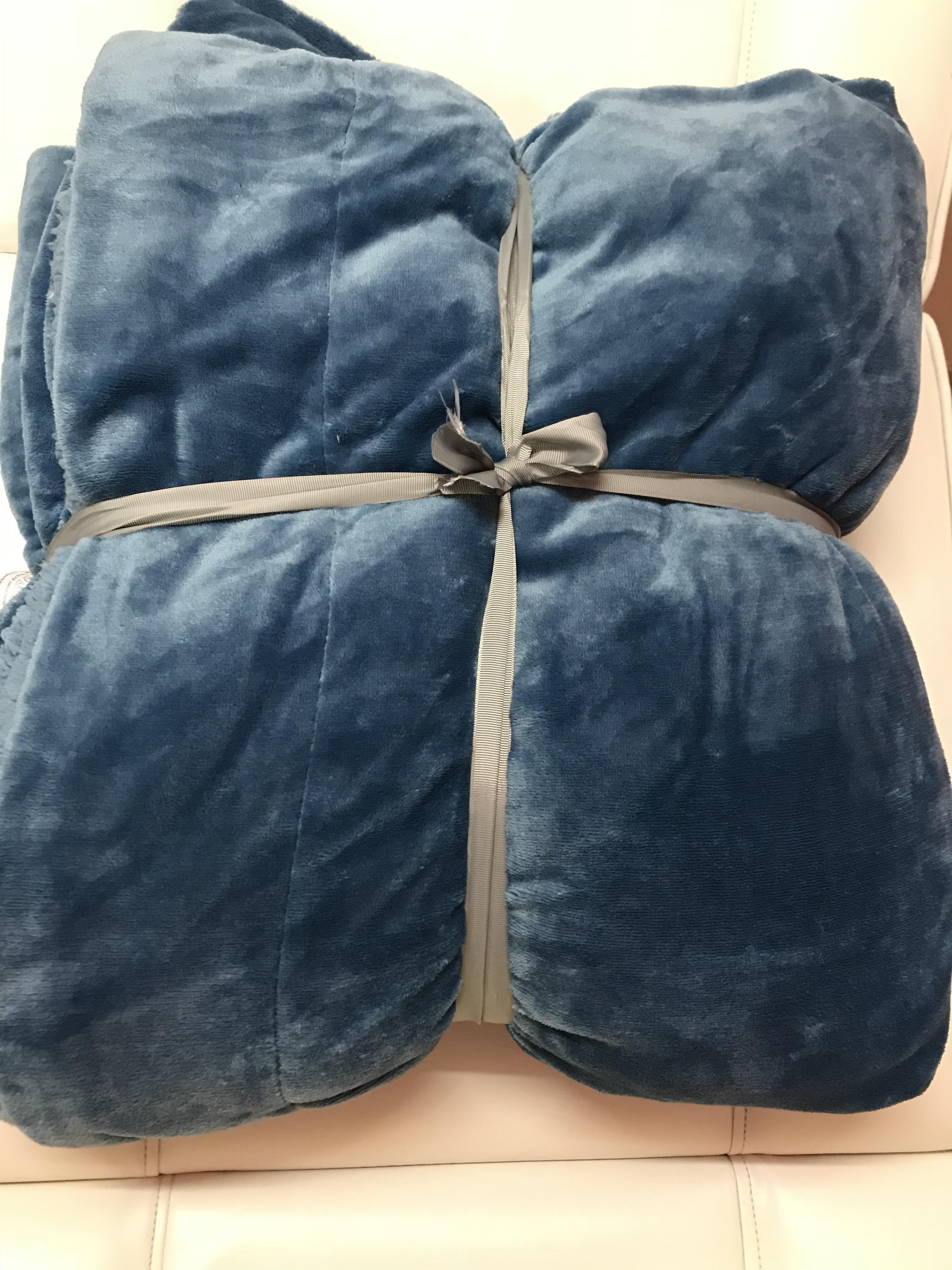 ผ้าห่มขนแกะ8ฟุต 2 ชั้น รุ่นสีเดียว โปร 595 ส่งฟรี