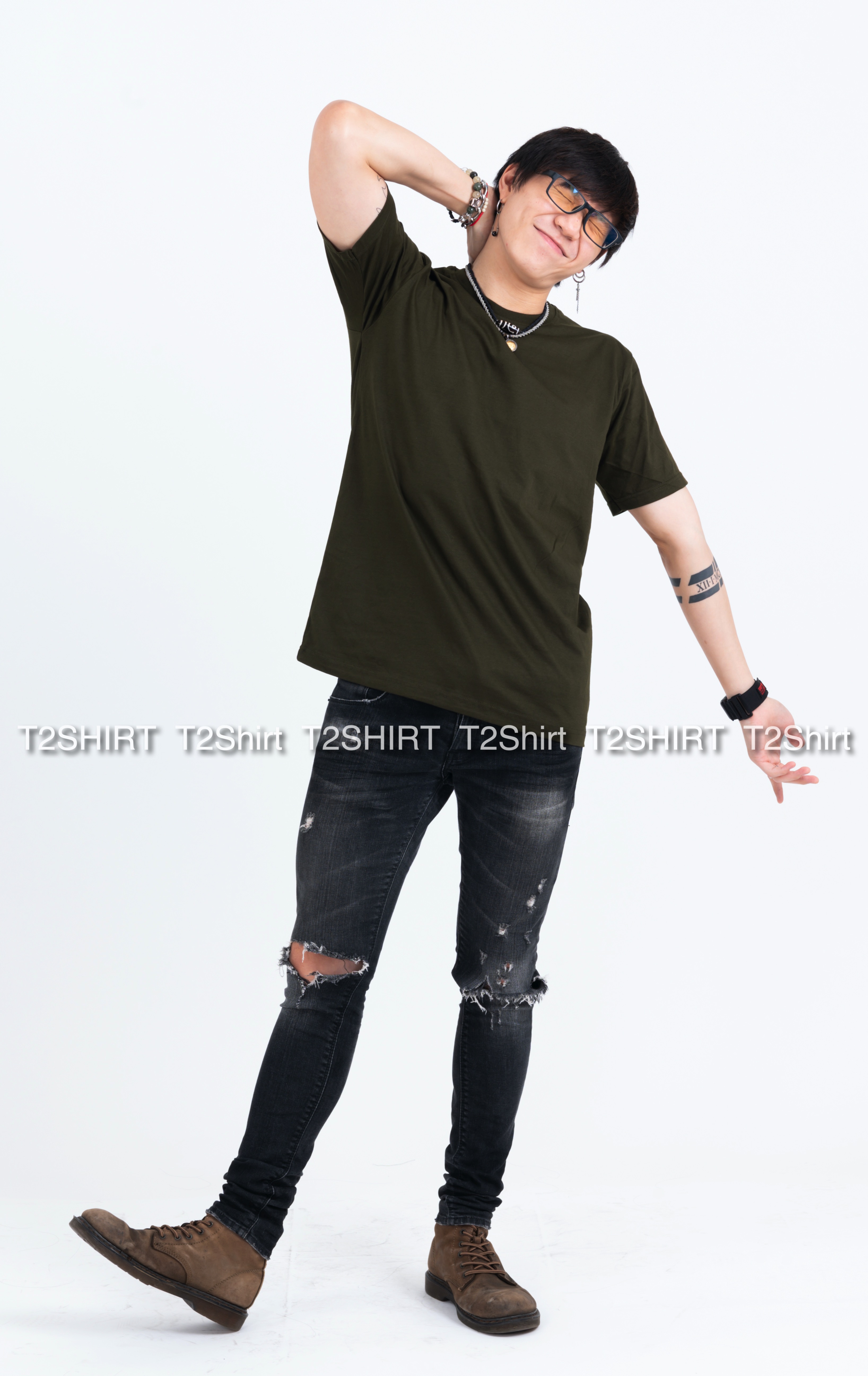 เสื้อยืด คอกลม แขนสั้น สีเขียวขี้ม้า Size S
