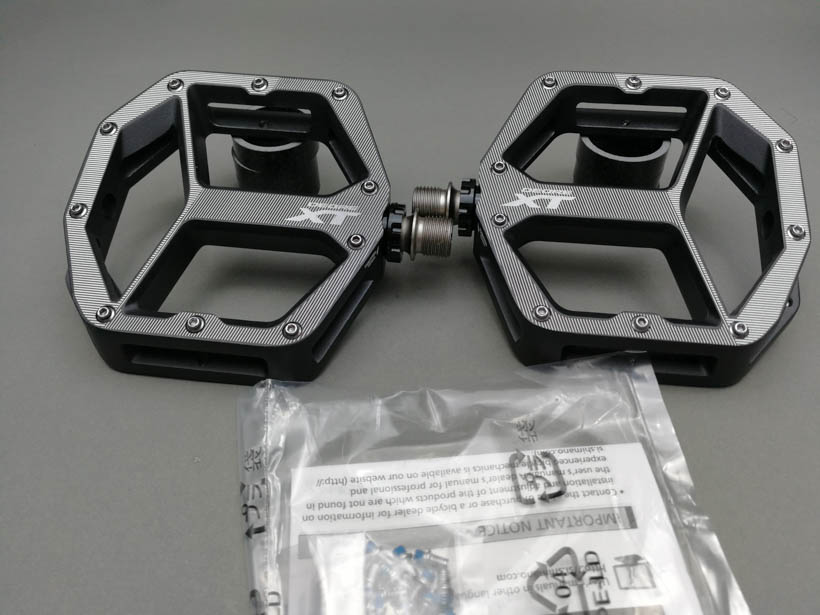 บันได Shimano PD-M8040
