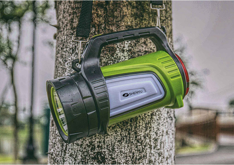 ไฟฉายจับถือ และสะพายแรงสูง Shenyu 7028M