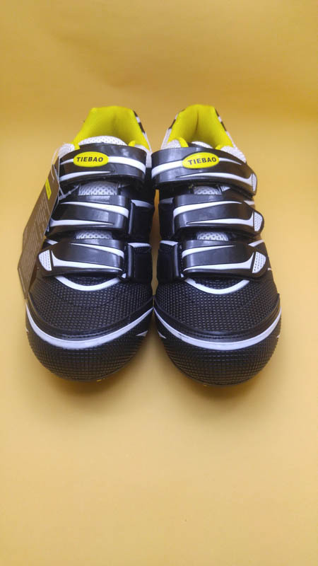 รองเท้าจักรยาน Tiebao สีดำ-ขาว