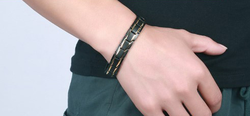 Gundam Hand Accessories BLACK ( สร้อยข้อมือ สแตนเลสแท้ )
