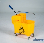 ชุดถังน้ำและที่บีบม็อป