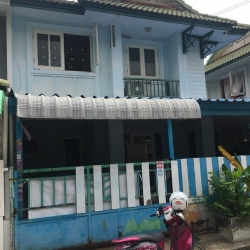 ทาวน์เฮ้าส์2ชั้น ขนาดพื้นที่ 24 ตารางวา หมู่บ้านพฤกษา12 ตำบลคลองสาม อำเภอคลองหลวง จังหวัดปทุมธานี รหัสทรัพย์ ปทุม67