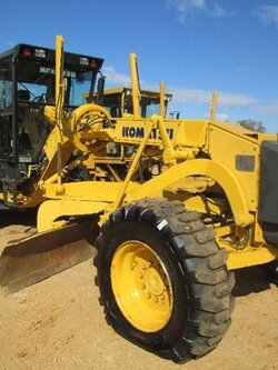 หนังสือ คู่มือการซ่อมเครื่องยนต์ Komatsu 114 Series Diesel Engine Workshop Manual SAA6D114E-2