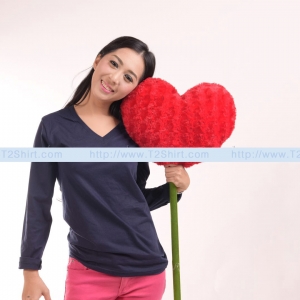 เสื้อยืด แขนยาว คอวี